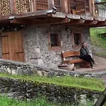 Chalet-tabia Al Sol Montagna Dolomiti Pecol Apartamento San Tomaso